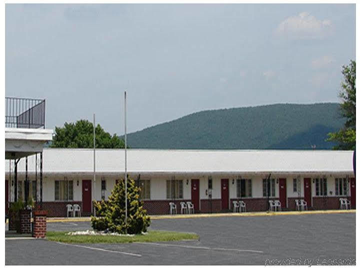 Scottish Inns Fayetteville מראה חיצוני תמונה